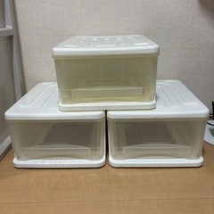 衣装ケースの画像