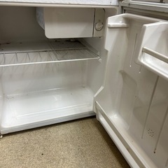 【お渡し決定 】※壊れています※小型冷蔵庫1ドアの画像