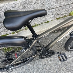 🔵中古車🔵　マウンテンバイク　街乗り　SHIMANO/18speed(3×6)　　155㎝～　中古自転車　点検調整永久無料✨　西宮市の画像