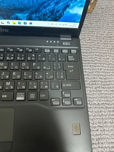 富士通U9310/E 第10世代 i5☆SSD 256GB☆メモリ8GB☆ 指紋認証 Win 11 ☆Office 2024