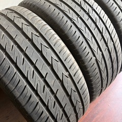 225/40/18夏ギスラベッドの画像