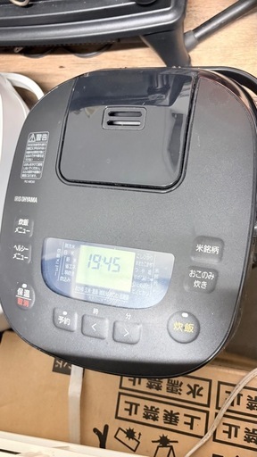 ✨激安価格✨5.5合炊き 炊飯器 黒色