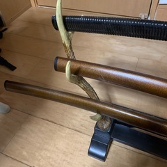 模造刀3振りと刀置き
の画像