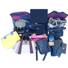 バッグ・財布・ポーチ等 まとめ売り 約40点 IL BISONTE agnes b. Lee など 直接引取 の画像