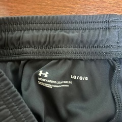 アンダーアーマー　上下セット　MサイズTシャツ　Lサイズ半パンの画像