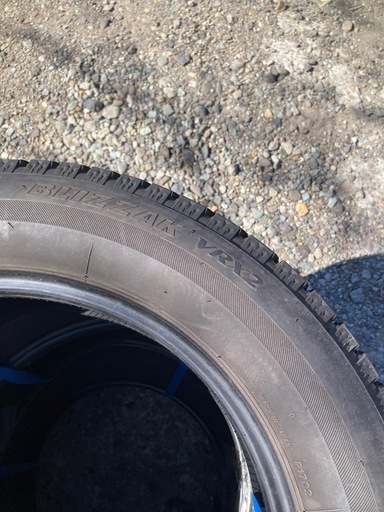 ブリヂストンスタッドレス195/60/R16 (まさんさ) 田沢湖のタイヤ