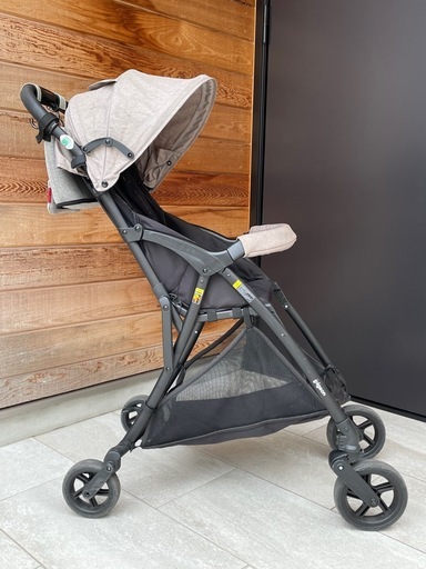 【美品】pigeonベビーカー グレージュ軽量 便利ツール付き