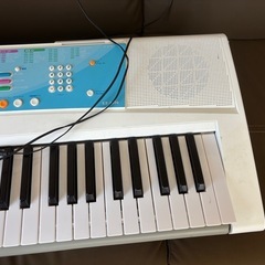 中古　YAMAHA電子キーボード　EZ-J220　の画像