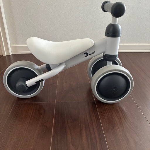 三輪車お譲りします　 三輪車 (10ヶ月頃〜3歳頃まで) (ちさわ) 高崎の三輪車の中古あげます