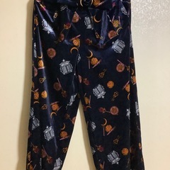 セーラームーンのベロアワイドパンツの画像