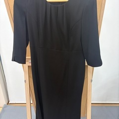 最終値下げ　定価4万円　女性用ブラックフォーマル新品未使用　varna 冠婚葬祭の画像