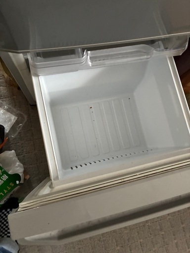 中古】三菱冷蔵庫 146L MR-P15Y-S 2015年製 動作OK (けんぱー) 佐賀の