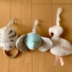 赤ちゃんのお昼寝タイムに！アクティビティジム
！の画像