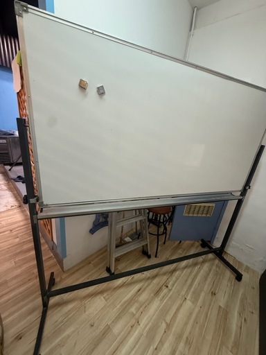 ホワイトボード　大型