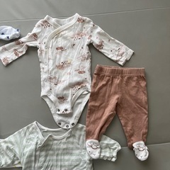 ベビー服5点　2WAYオール　ロンパース　赤ちゃんの画像