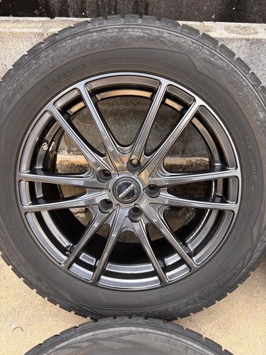 215/60r17 スタッドレスタイヤセット