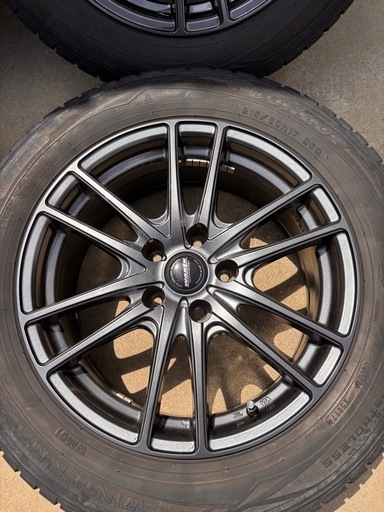 215/60r17 スタッドレスタイヤセット