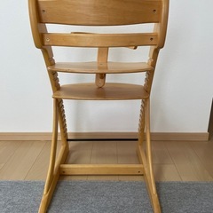 ハイチェアの画像
