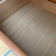 木製のタンスの画像