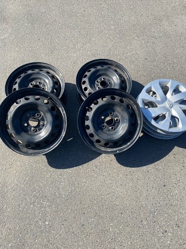 鉄チンホイール カバー付 トヨタ 純正 15インチ (シータ) 向山のタイヤ 鉄チンホイール カバー付 トヨタ 純正 15インチ (シータ) 向山のタイヤ