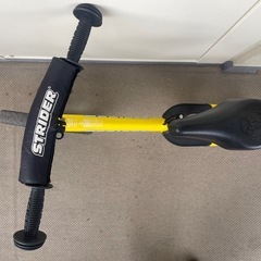 ストライダー　スポーツタイプ　黄色　美品　12インチの画像