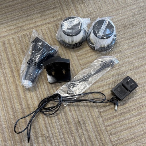 【超美品‼️】BUTURE(株式会社サンライズ) コードレススティッチクリーナー サイクロン式掃除機 液晶タッチパネル パワー3段階切