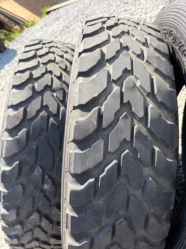 TOYO マットタイヤ
