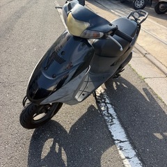 スズキ　レッツ2 セル始動　珍しいコンビブレーキ仕様の画像