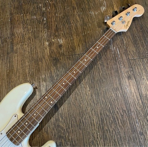 Squier by Fender Jazz Bass_1