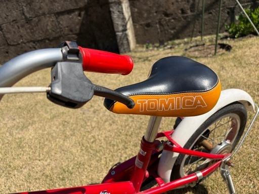 トミカ子供自転車 トミカ公式ライセンス 16インチ 身長95～105cm 子供用自転車 トミカ