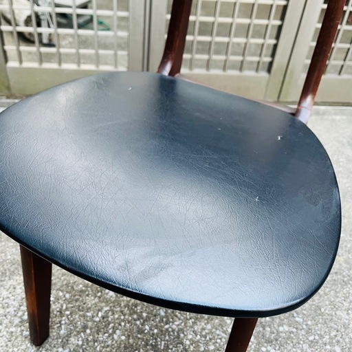 《売約済》Ｂ ダイニングチェア 木製チェア レザーチェア ヴィンテージチェア ダークブラウン ブラック 合皮チェア  検)　辻木工　秋