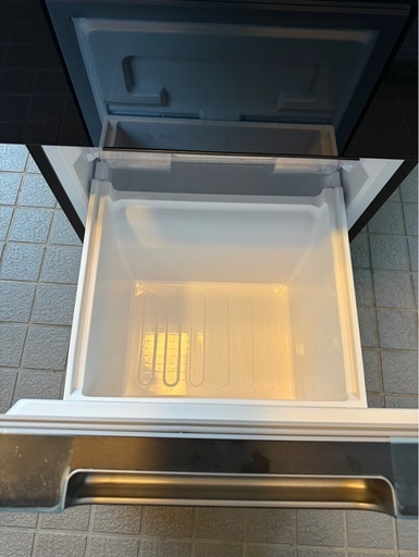 【中古】SHARP 冷凍冷蔵庫 152L SJ-GD15P-B 2025年製