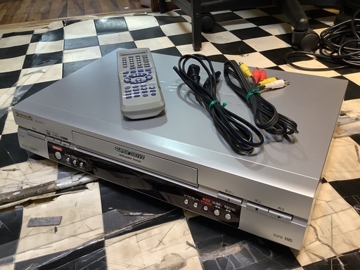【リサイクルサービス八光　田上店】Panasonic NV-HV11 VHSデッキ リサイクルサービス八光】2002年製パナソニック VHSビデオデッキ NV