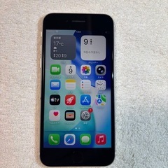 ✨美品✨iPhone SE2 ホワイト& バッテリー残量:100% の画像