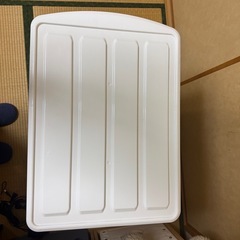 衣装ケースの画像