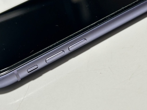 iPhone11 SIMロック解除済み