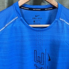 ナイキ ランニング DRI-FIT Tシャツ メンズM ブルー スポーツ 半袖の画像