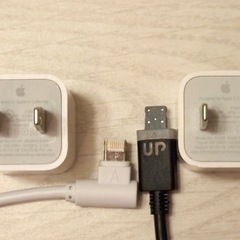 iPhone純正充電器2個、ケーブル2本セットの画像