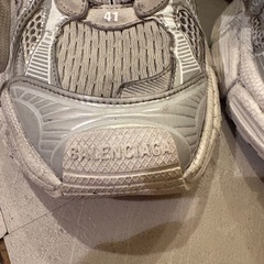 (本日可な方値下げ)balenciaga 3XL
の画像