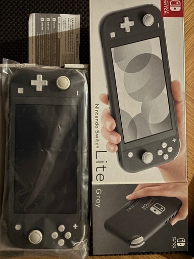 任天堂　Switch Lite
