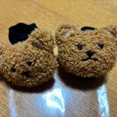 春秋物ロンパース80サイズ2点、くまの顔付き靴下の画像