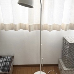 IKEA LERSTA スタンドライト ホワイト 照明 動作確認済 (橋本) 要町の