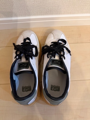 Onitsuka Tiger DELECITY  スニーカー　 オニツカタイガー　24cm