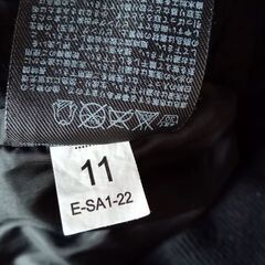 UNIQLOユニクロ レディース 黒 薄手 中綿入りボンバージャケット 長袖 サイズLの画像