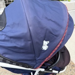 familiar×Aprica ベビーカーの画像