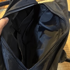黒バッグの画像