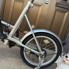 折りたたみ自転車の画像
