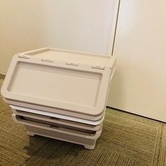 【無料】キャスター付き収納ボックス3個セット 前開き 積み重ね可 月曜限定 自宅引取の画像