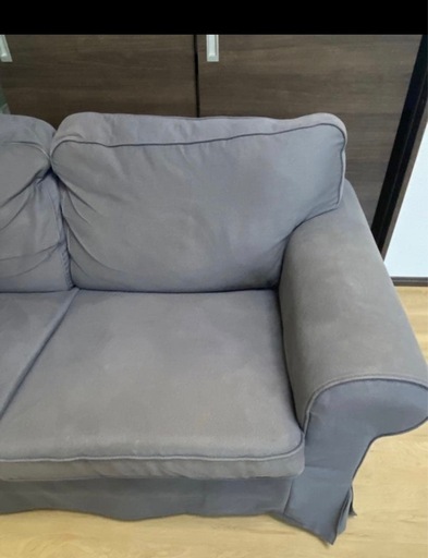 IKEA  2人がけソファ　　エークトルプ