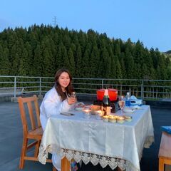 教室の空気が重かった日、僕は90畳の部屋で世界を見た。の画像